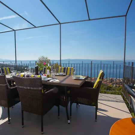 וילה Anna Postup