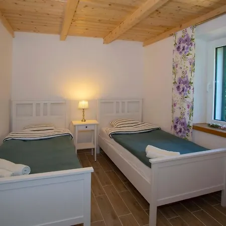 Anna Postup וילה